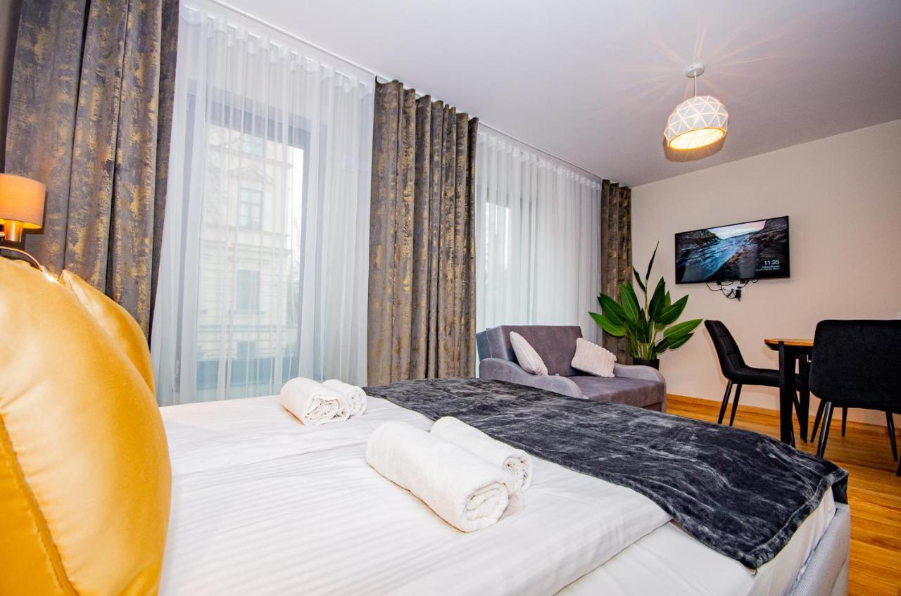 Inpoint Spacious Apartments Near Main Square & Kazimierz District Krakow Ngoại thất bức ảnh