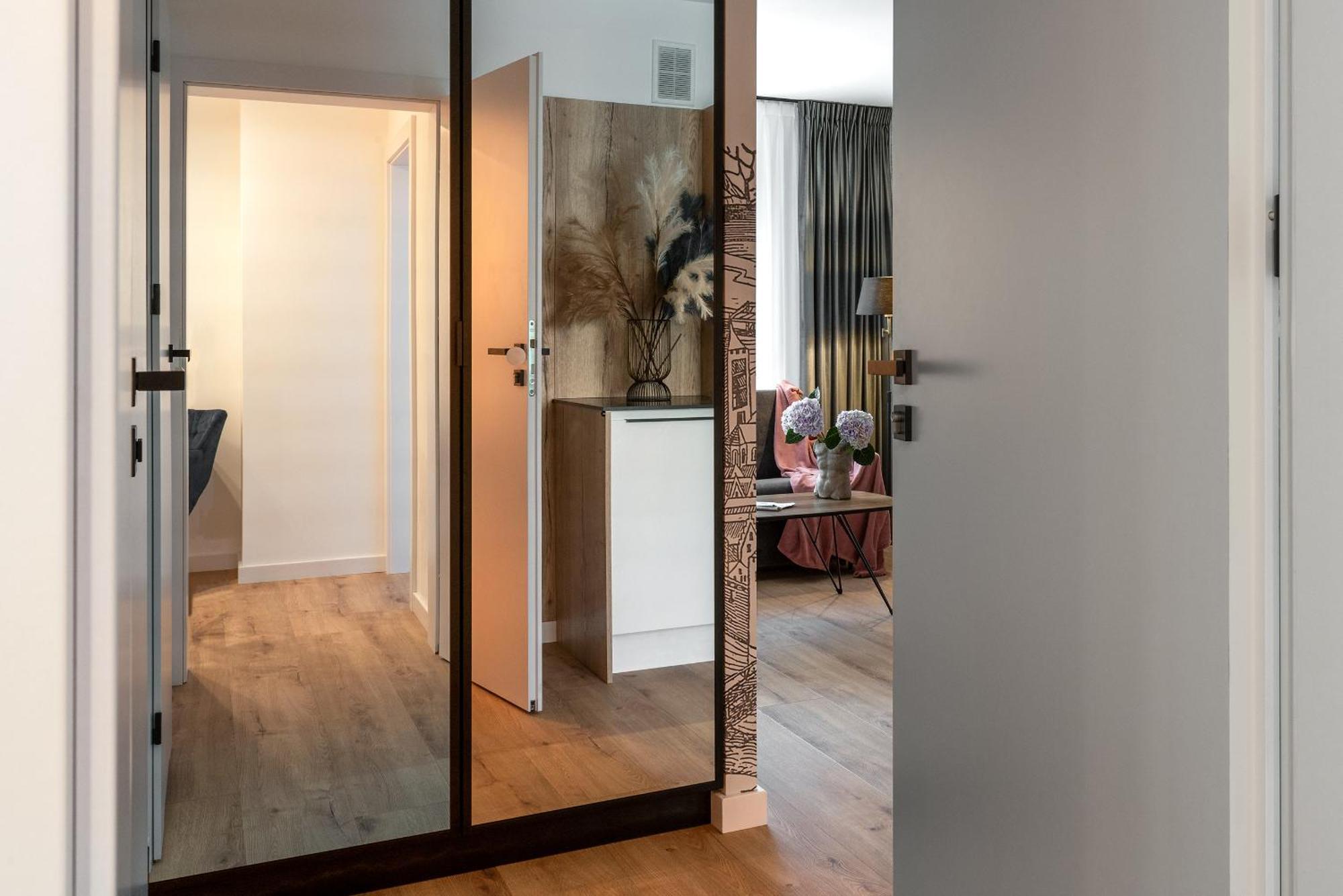 Inpoint Spacious Apartments Near Main Square & Kazimierz District Krakow Phòng bức ảnh